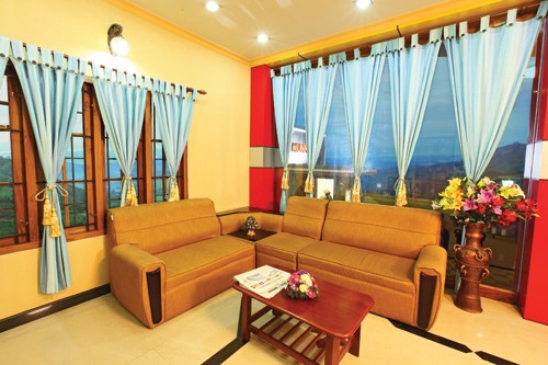 GATEWAY MUNNAR